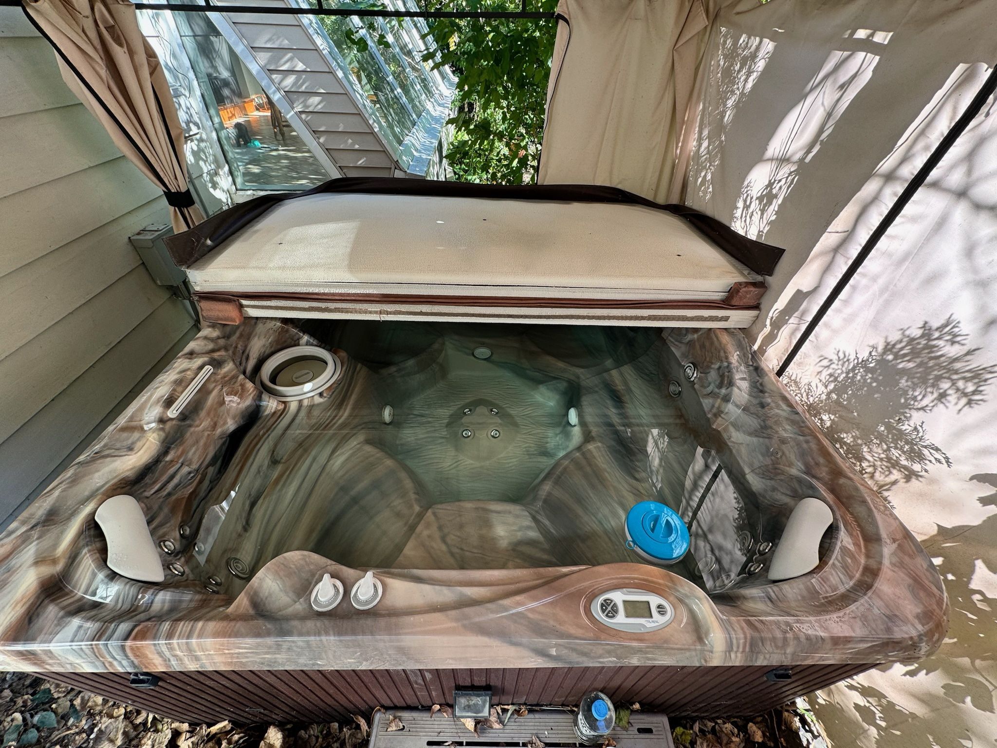 HotSpring Hot Spot Rythem jacuzzi