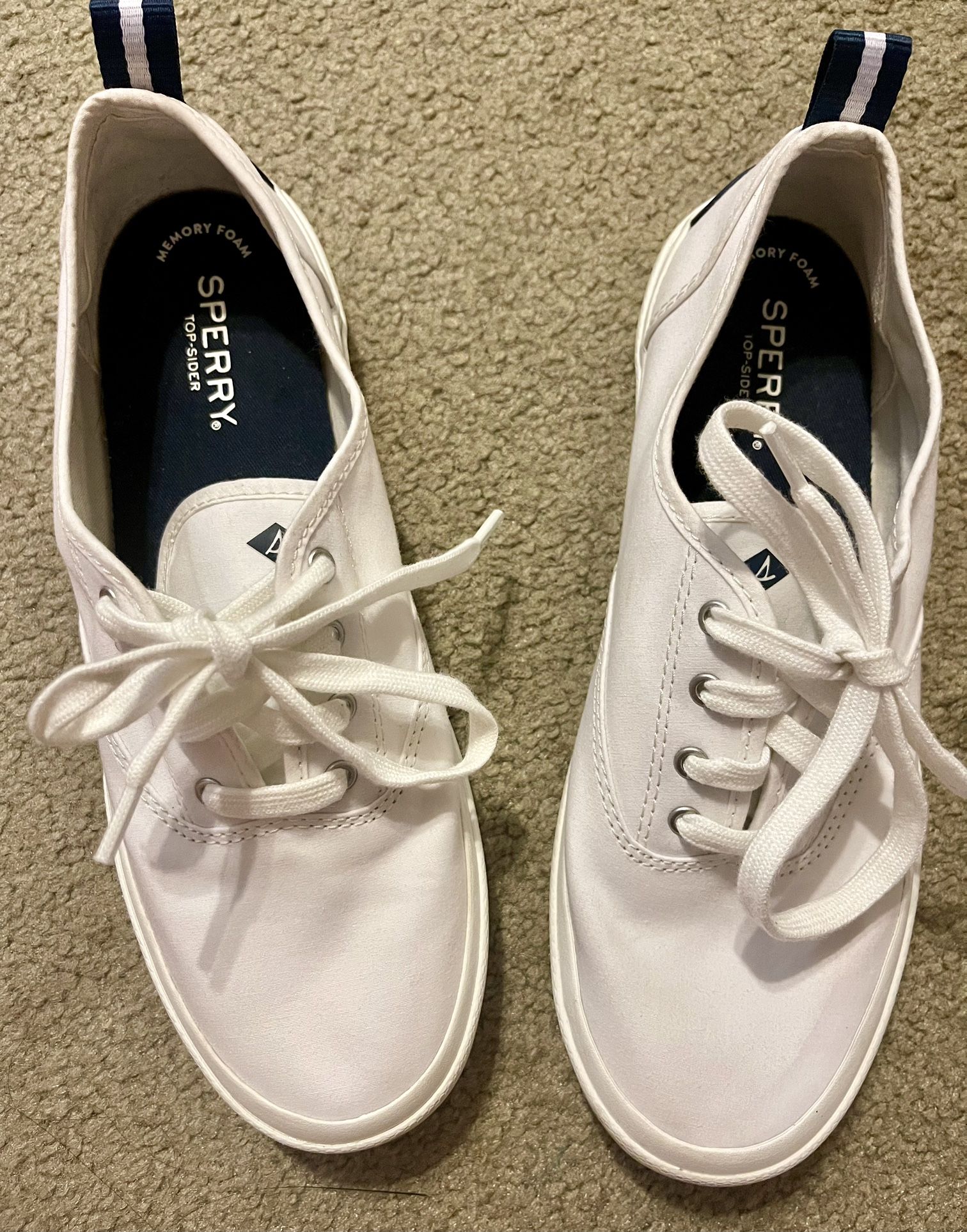Sperry White With Blue Detail Sneakers 
