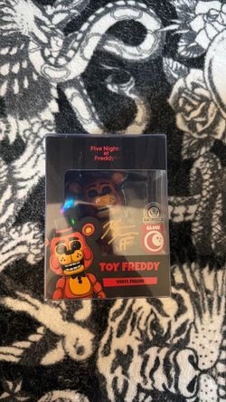 Kellen Goff Signed Youtooz x ItzSugar FNAF Toy Freddy Exclusive