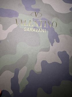 Valentino Garavani Camo Sneakers – Authentic 🔥( Eur 41)