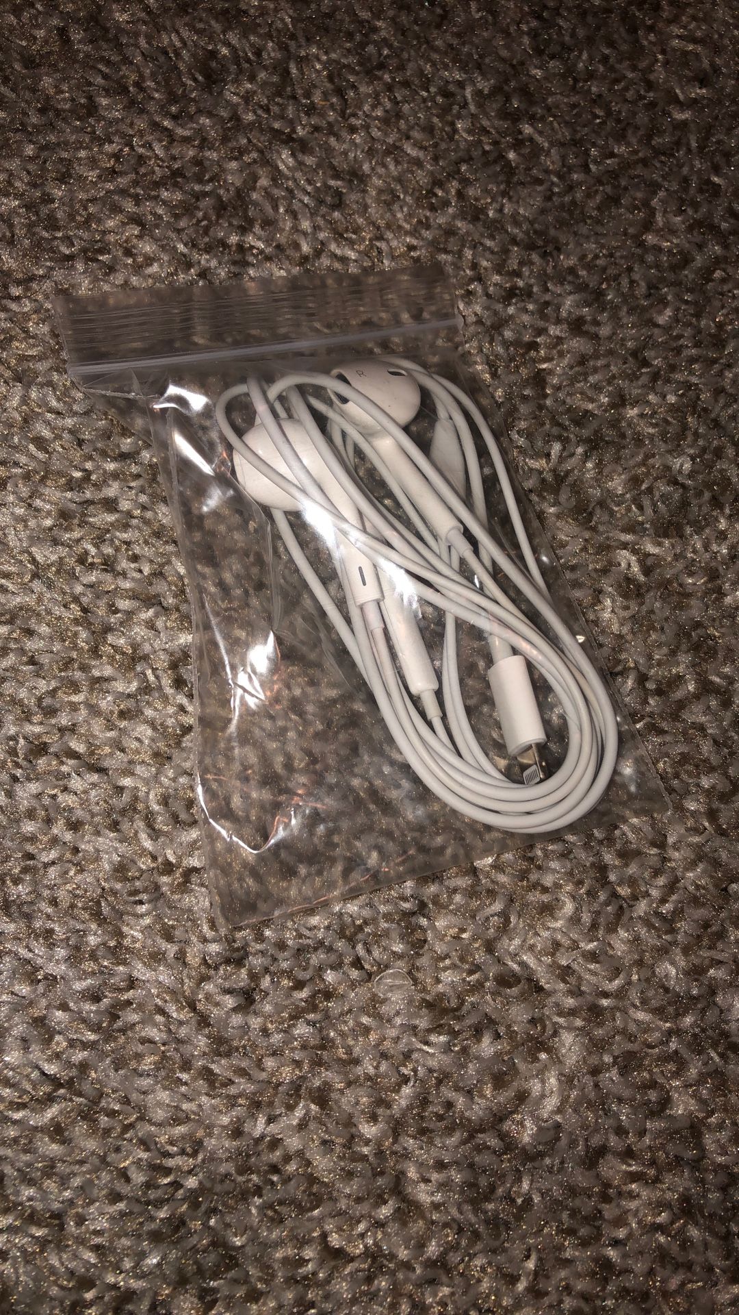 Apple Earbuds