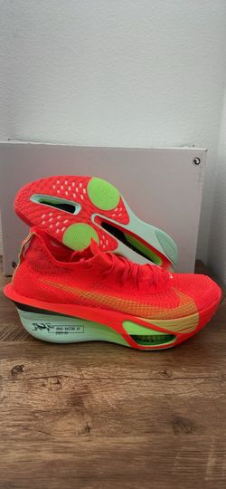 Nike Air Zoom Alphafly Next% 3 and Nike Tiempo Legend 10 Elite Women's size 9 Men's size 7.5