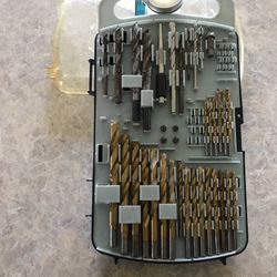 max tech Drill Accessory Set Titanium 