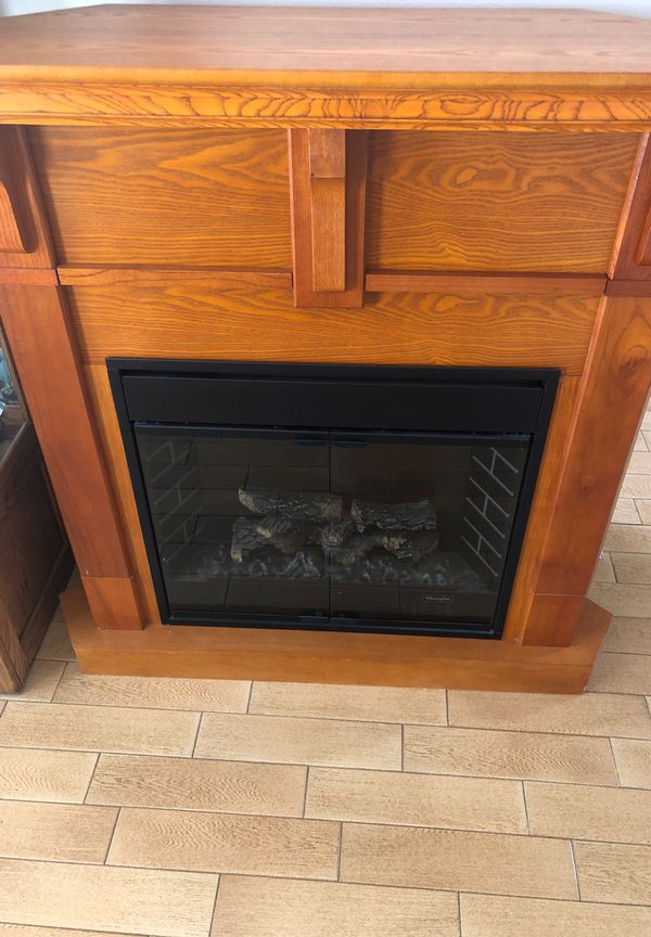 Electric fireplace wood corner or flush mount for Sale in Tampa, FL