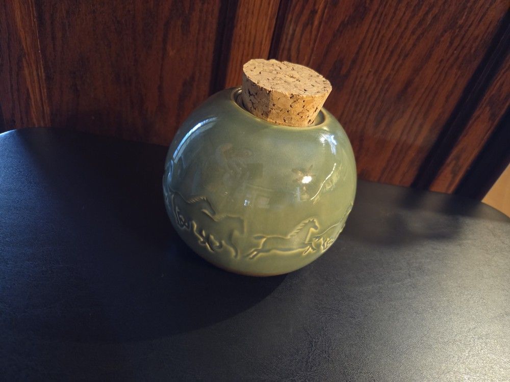 Horse Jar