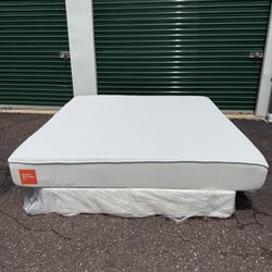 Boring All-Foam King Mattress 