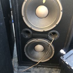 2 12” Subs