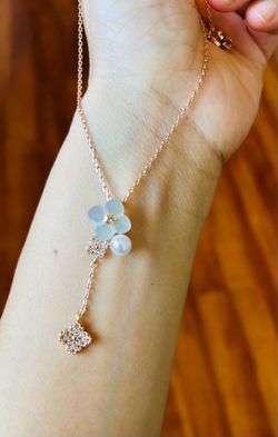 Rose Gold Flower Pearl Necklace
