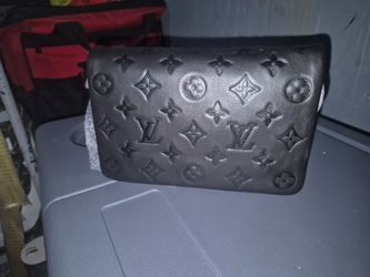 Lv hand bag