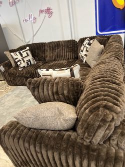 Stunning stylish cozy Sectional!