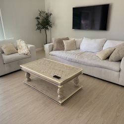 2 FREE COUCHES