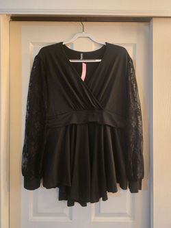 3X Black V-Neck Peplum Blouse with Lace Sleeves