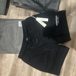 Essentials Shorts