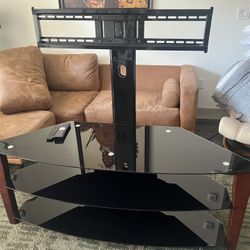 Entertainment / TV Stand 