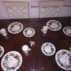 Lennox Winter Greetings Fine Bone China 
