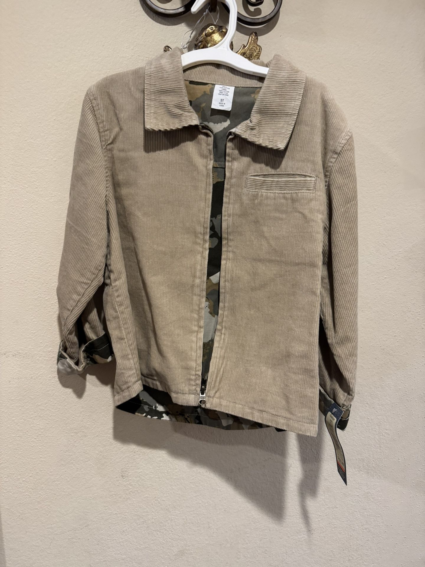 New Kids Cherokee Size 5T Corduroy Jacket
