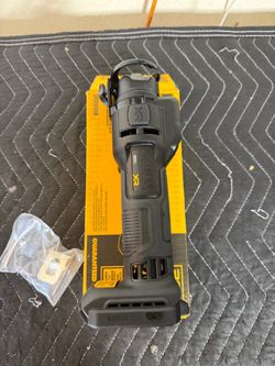 Dewalt XR 20V Lithium-Ion Cordless Rotary Drywall Cut-Out Tool (Tool Only)