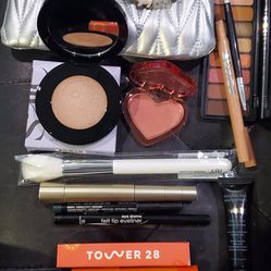 Make up bundle deal