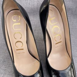 Gucci Leather Heels Sz 8.5 Authentic 