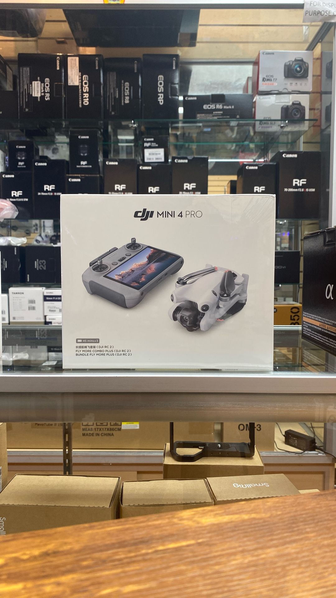 DJI Mini 4 Pro Fly More Combo Plus With RC2
