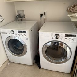 Lg Washer And Dryer Combo / Moving Special / Must Pick Up Today 