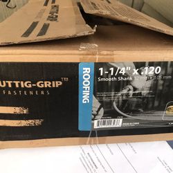 Roofing coil nails 1 1/4x.120