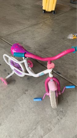 Girls Bike $5.00 price firm !
