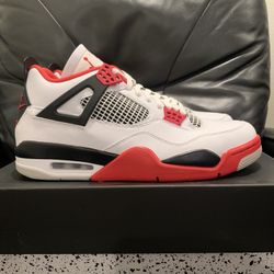 2020 Nike Air Jordan Retro 4 IV “ Fire Red “ Size 10.5