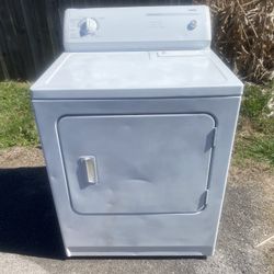 Clean working Kenmore dryer delivered installed & 3 month guarantee