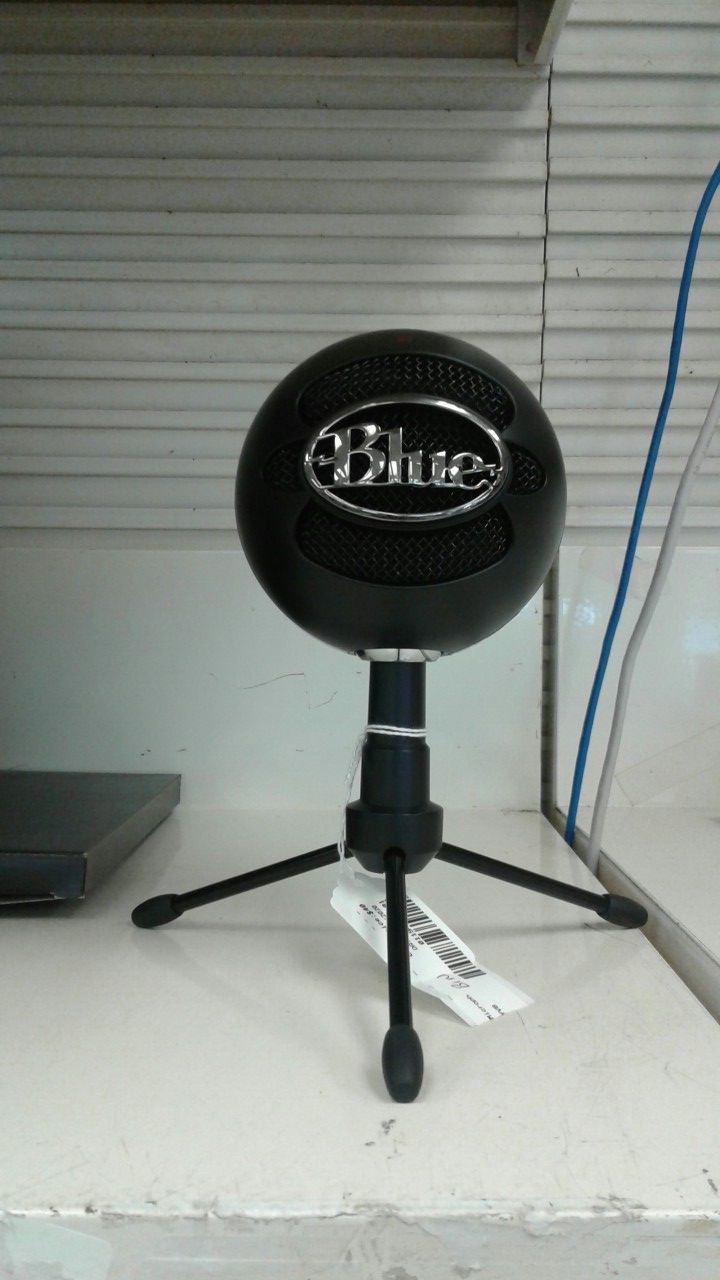 Microphone