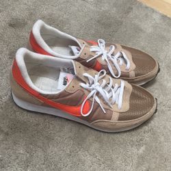 nike running shoes