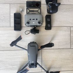 DJI Mavic 3 In Mint Condition -4/3 CMOS Hasselblad Camera - 