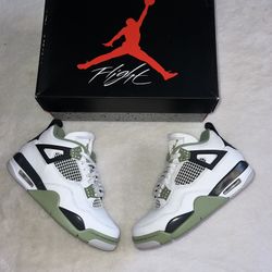 Jordan 4 “Sea Foam” 🍵