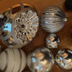 Christmas Silver Balls Large Medium Approx  25