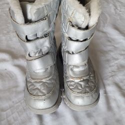 Girl Size 3 Grey Snow Boots