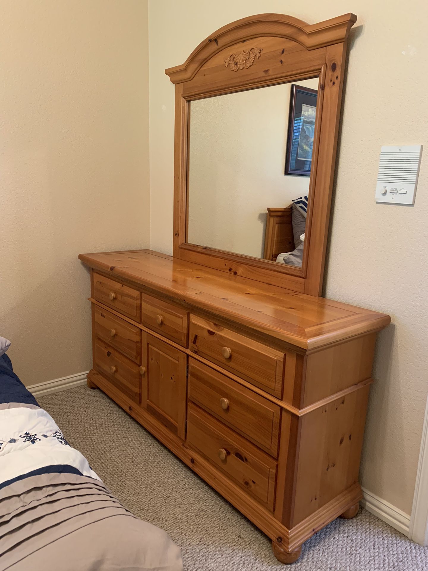 Broyhill Fontana Solid Pine Dresser and Mirror 