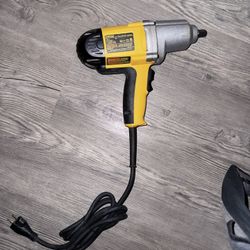 Dewalt Impact Wrench 1/2 “ 