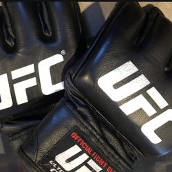 Official UFC Fighting Gloves
