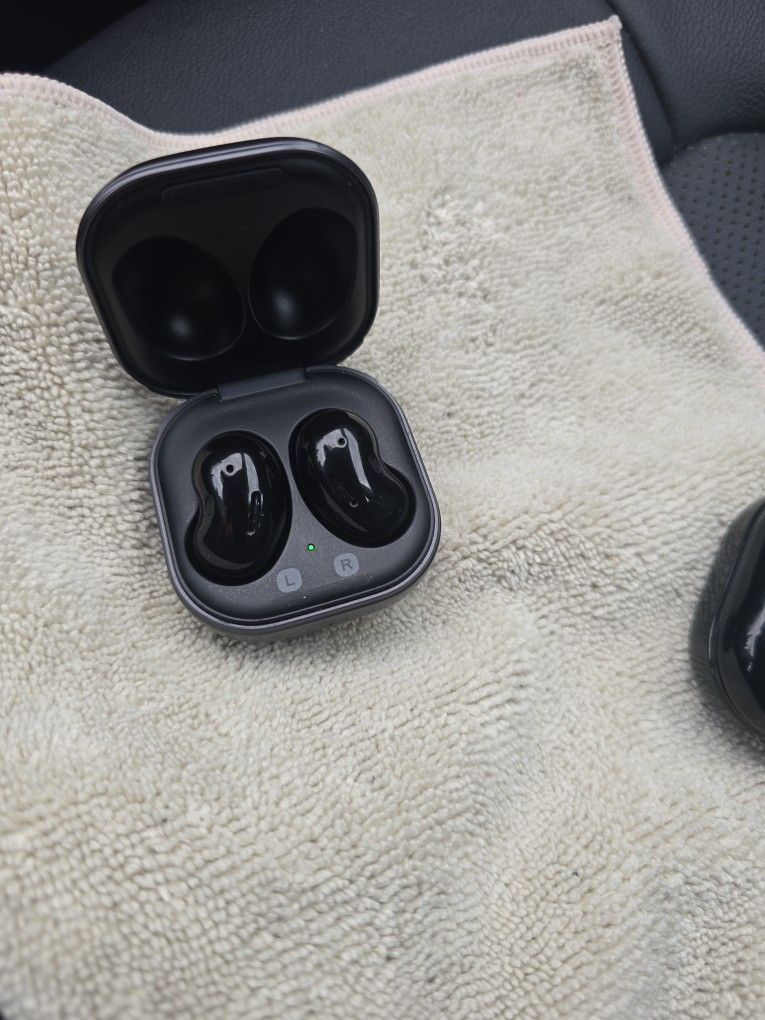 Galaxy Buds Live