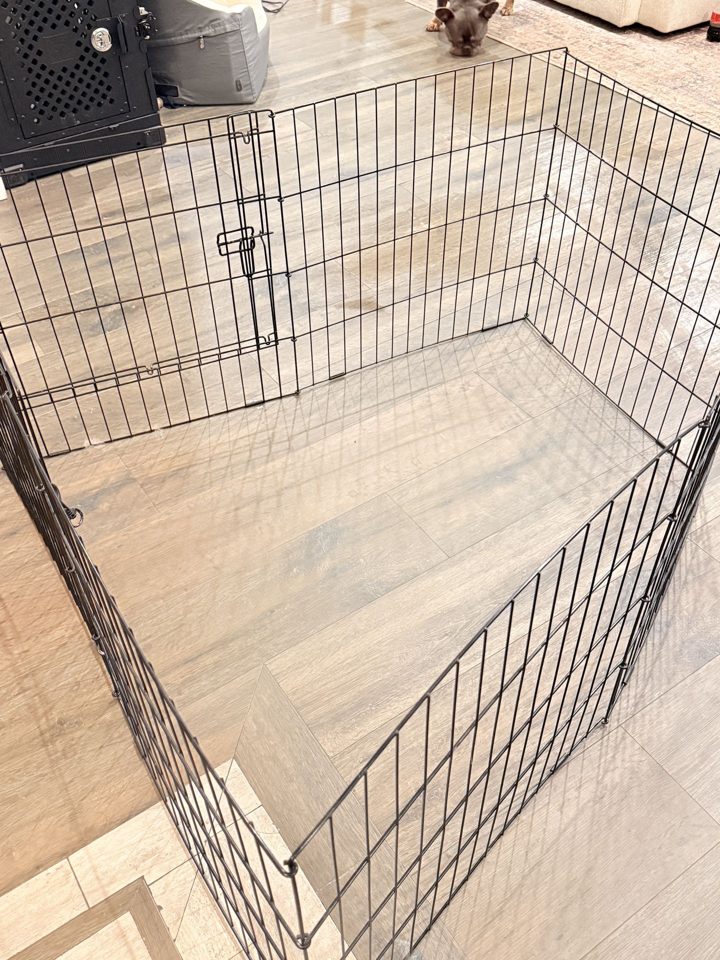 Crate (Play Pen)
