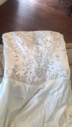 Maggie Sottero wedding dress Size 8 New-never Worn