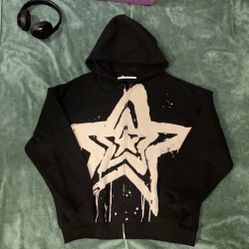 UO Bleached Star Zip-Up Hoodie Sweatshirt