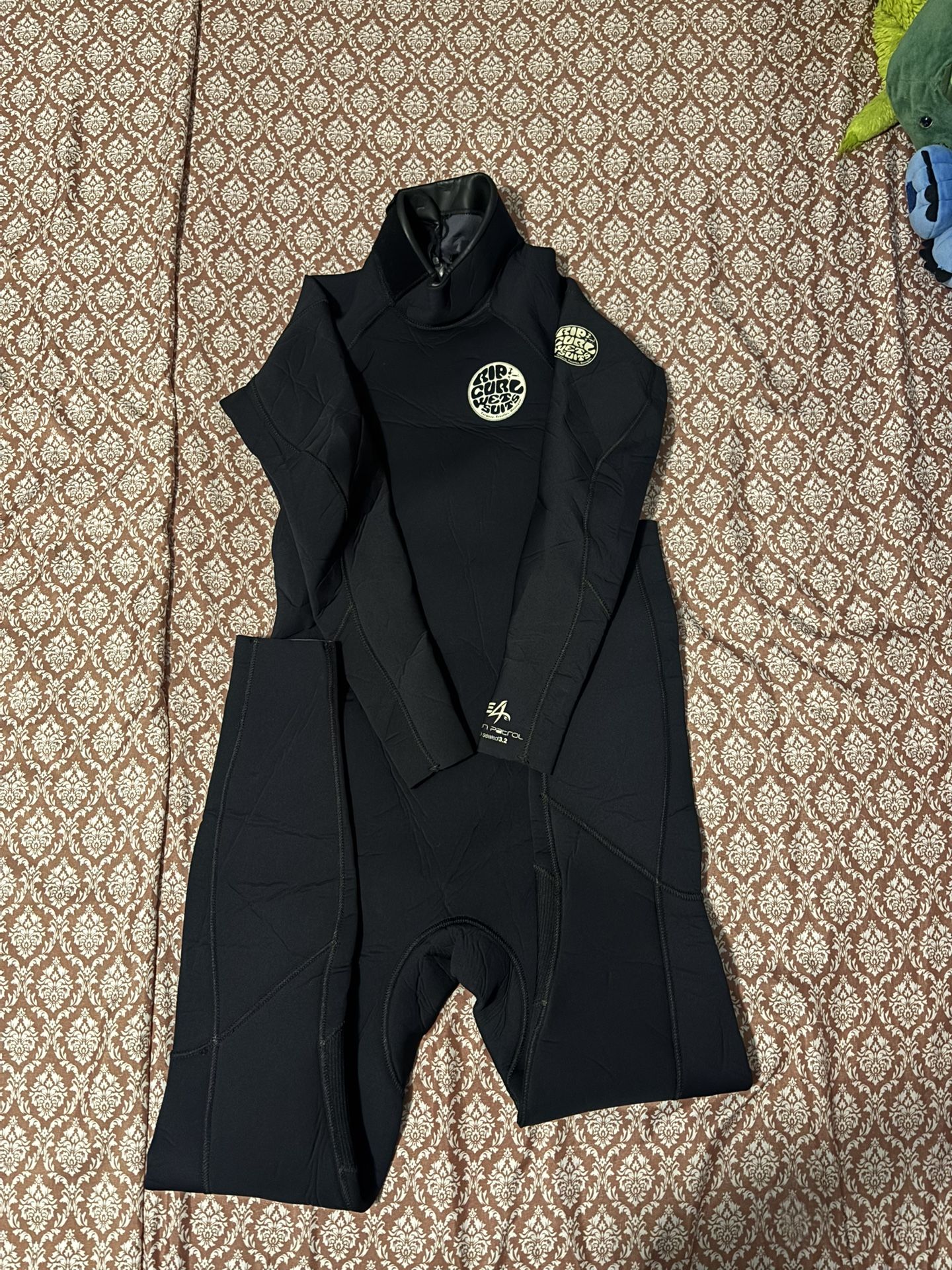 wetsuit
