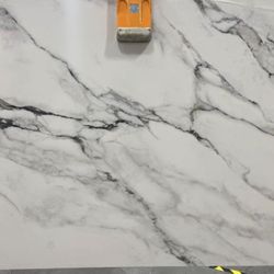 Quartz Calacatta Gold Print 