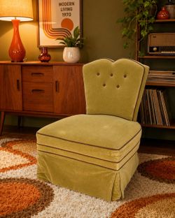Vintage Mid-Century Modern Avocado Green Accent Lounge Chair | Retro Slipper Chair