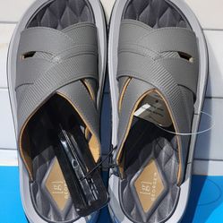 Men's Crossband Slide Sandals 
$12 each (Available in Size 8, 9, 10, 11 and 13)