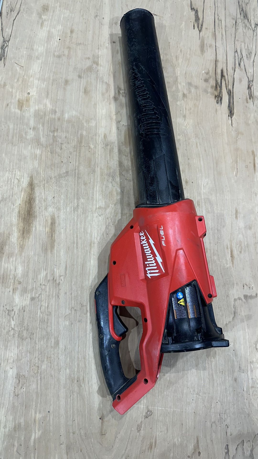 Milwaukee M18 Brushless Cordless Handheld Leaf Blower, 18V (Tool Only)