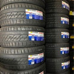 265 35 22 New Tires Set 