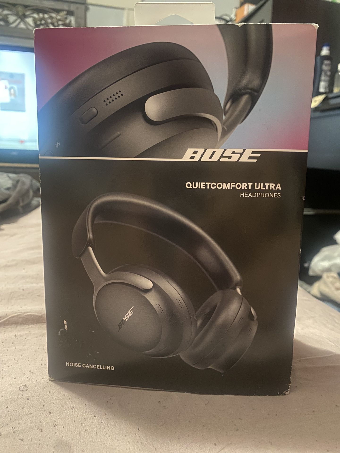 NEW BOSE QUIETCOMFORT ULTRA HEADPHONES