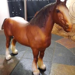 Early 1970's Vintage Breyer horse Clydesdale Mare #83 Chestnut